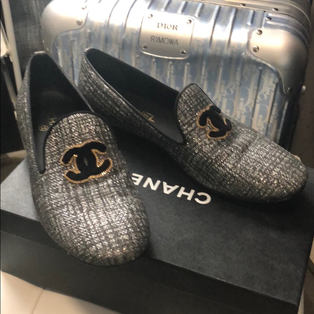 Chanel loafers sz 41. W box dust bags
